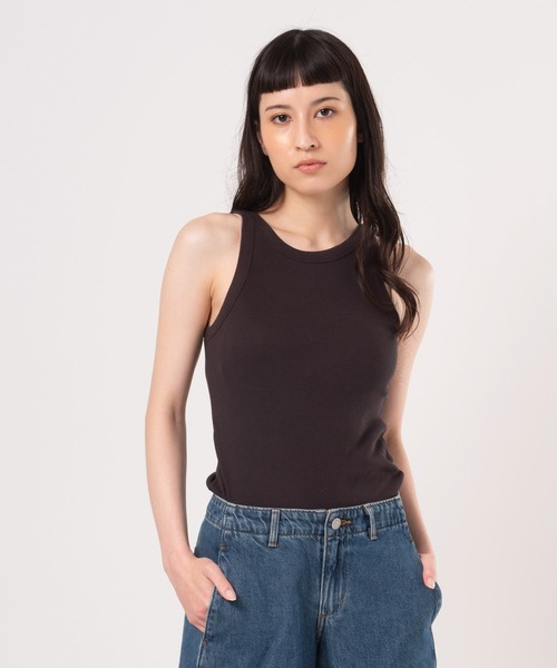 ESSENTIALS ブラックタンクトップ　XL VANQUISH FITNESS Essentialモデル ブラック パフォーマンス