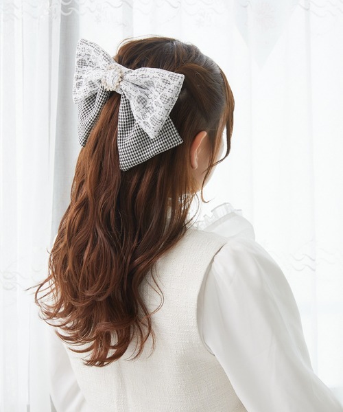 ROJITA（ロジータ）の「リングビジュ付きBIGリボンレースバレッタ（バレッタ/ヘアクリップ・レディース・ブルー/ホワイト/ブラック/マルチ/ボルドー・FREE）」の21枚目の写真