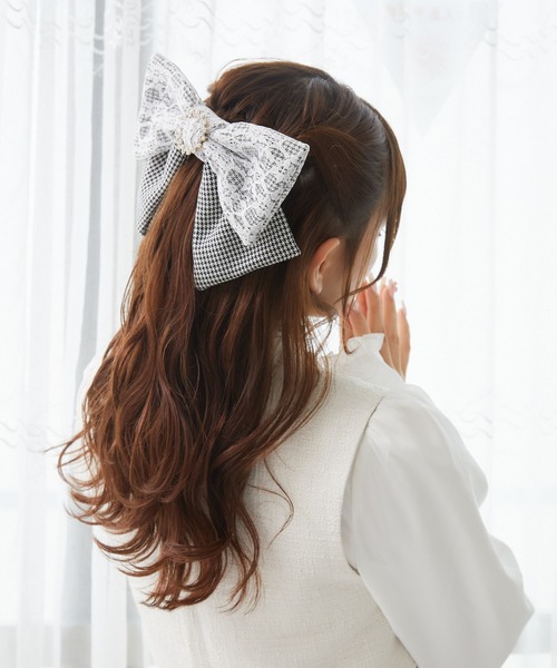 ROJITA（ロジータ）の「リングビジュ付きBIGリボンレースバレッタ（バレッタ/ヘアクリップ・レディース・ブルー/ホワイト/ブラック/マルチ/ボルドー・FREE）」の22枚目の写真