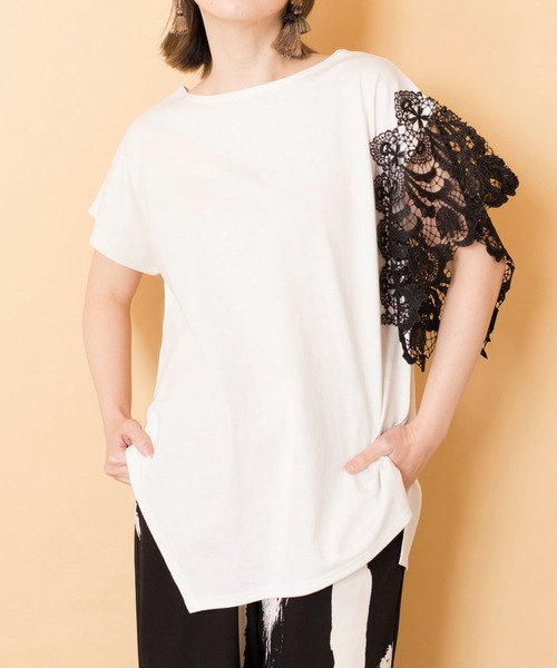 新品オズモーシス レースモチーフ カットソー黒 OSMOSIS（オズモーシス）の「アシンメトリーレースTシャツ（T