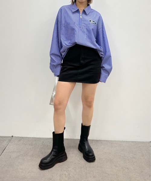 WHO'S WHO gallery（フーズフーギャラリー）の「《WEB限定》COOPER FACTワッペンハーフジップビッグシャツ（シャツ/ブラウス・レディース・ブルー/ホワイト/ネイビー/ブラック系その他/ブラック/チャコールグレー・FREE）」の9枚目の写真