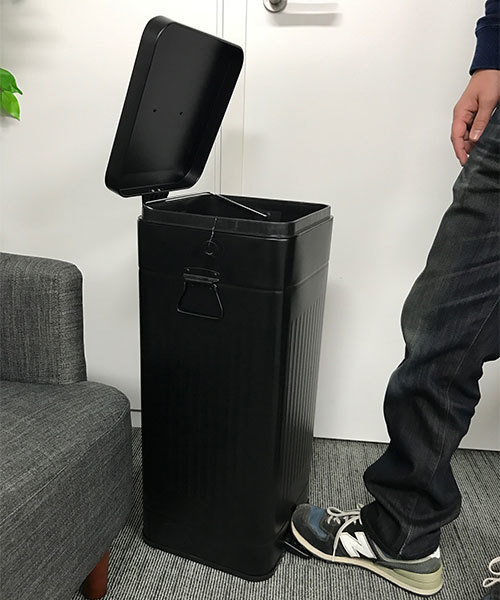 entre square(アントレスクエアー)の「bcl/Galva スクエアダストボックス30L マットブラック ごみ箱(ダストボックス・レディース・ブラック・FREE)」の4枚目の写真