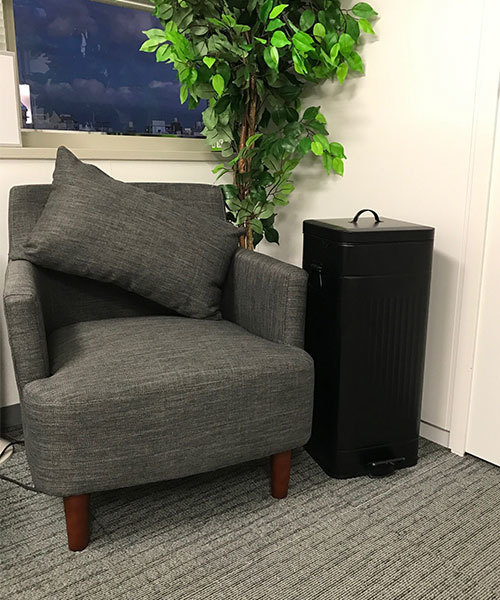 entre square(アントレスクエアー)の「bcl/Galva スクエアダストボックス30L マットブラック ごみ箱(ダストボックス・レディース・ブラック・FREE)」の7枚目の写真
