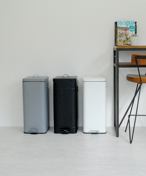 entre square(アントレスクエアー)の「bcl/Galva スクエアダストボックス30L マットブラック ごみ箱(ダストボックス・レディース・ブラック・FREE)」の14枚目の写真