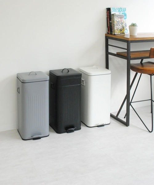 entre square(アントレスクエアー)の「bcl/Galva スクエアダストボックス30L マットブラック ごみ箱(ダストボックス・レディース・ブラック・FREE)」の16枚目の写真