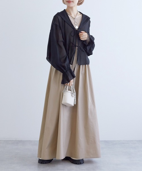 w closet(ダブルクローゼット)の「シアーセーラーカラーブラウス(シャツ/ブラウス・レディース・ブラック/オフホワイト/サックスブルー/オレンジ・FREE)」の16枚目の写真