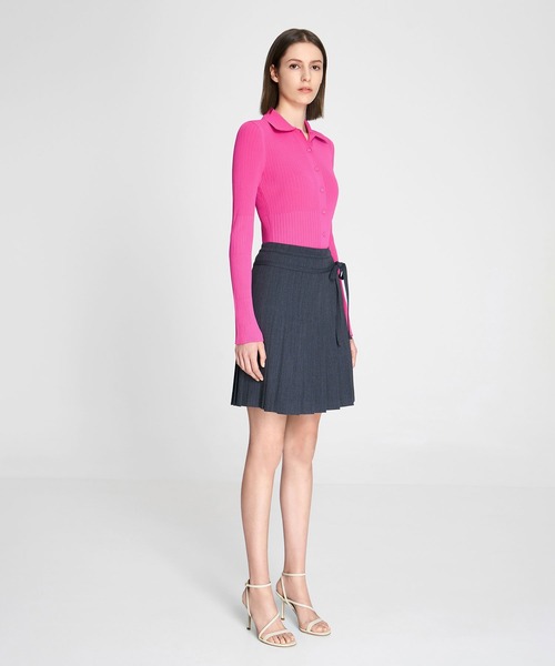 CHARLES & KEITH(チャールズ & キース)の「アシメトリック ストラッピーヒールサンダル(サンダル・レディース・ブラック/オフホワイト/ゴールド・23cm/23.5cm/24.5cm/25cm/25.5cm/22.5cm)」の4枚目の写真