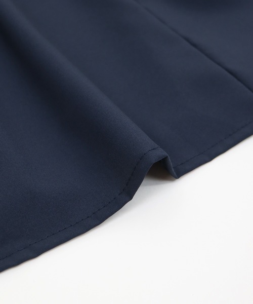 青と白の花柄フレアスリーブトップス カットソー】 トップス 青 ブルー 半袖 フレンチスリーブ 花柄