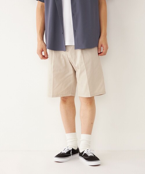 SHIPS Colors(シップス カラーズ)の「SHIPS Colors: ワイド チノ ショーツ(チノパンツ・メンズ・グレー/ネイビー/オリーブ/ベージュ・MEDIUM/LARGE/SMALL)」の2枚目の写真