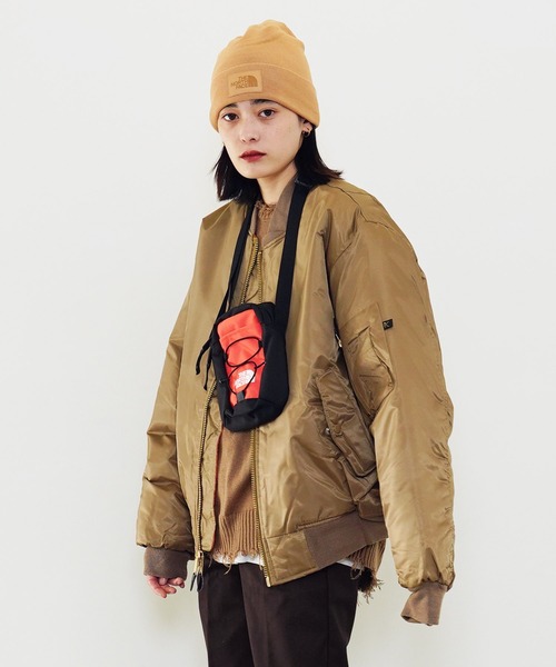 THE NORTH FACE(ザノースフェイス)の「【 海外流通モデル 】 THE NORTH FACE / ノースフェイス JESTER CROSSBODY クロス ボディバッグ(ボディバッグ/ウエストポーチ・メンズ・その他1/ブラック・FREE)」の17枚目の写真