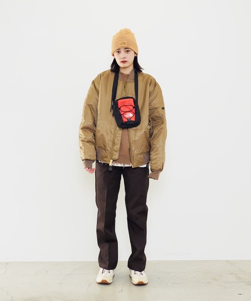 THE NORTH FACE(ザノースフェイス)の「【 海外流通モデル 】 THE NORTH FACE / ノースフェイス JESTER CROSSBODY クロス ボディバッグ(ボディバッグ/ウエストポーチ・メンズ・その他1/ブラック・FREE)」の18枚目の写真