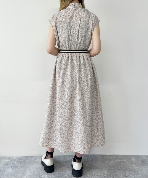 179/WG（イチナナキュウダブルジー）の「ポプリン花柄ワンピース（ワンピース・レディース・オフホワイト/グレー/ネイビー・MEDIUM）」の21枚目の写真