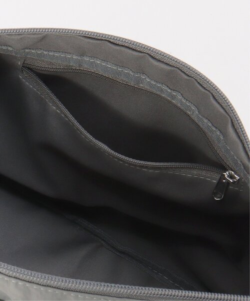 VENCEEXCHANGE（ヴァンスエクスチェンジ）の「ダーシーショルダーバッグ（ショルダーバッグ・レディース・グレー/ブラック/オフホワイト/グリーン系/ベージュ/ブルー・FREE）」の17枚目の写真