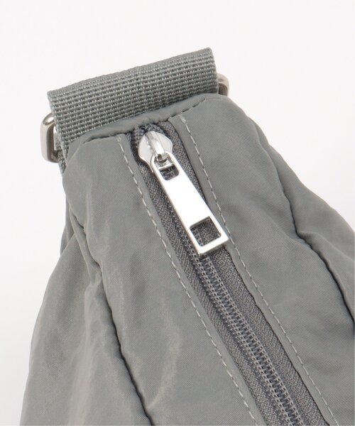 VENCEEXCHANGE（ヴァンスエクスチェンジ）の「ダーシーショルダーバッグ（ショルダーバッグ・レディース・グレー/ブラック/オフホワイト/グリーン系/ベージュ/ブルー・FREE）」の7枚目の写真