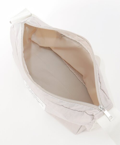 VENCEEXCHANGE（ヴァンスエクスチェンジ）の「ダーシーショルダーバッグ（ショルダーバッグ・レディース・グレー/ブラック/オフホワイト/グリーン系/ベージュ/ブルー・FREE）」の18枚目の写真