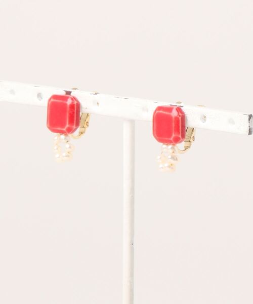 tone(トーン)の「【irodori】circle パール earring(赤)(イヤリング・レディース・レッド・FREE)」の1枚目の写真