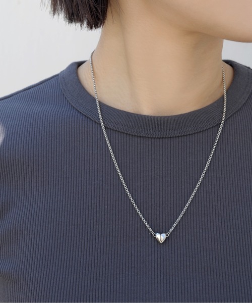 ieLS（イエルズ）の「金属アレルギー対応「ieLS」ステンレス　ミニハートマグネットネックレス　LSN231006（ネックレス・メンズ・シルバー/ゴールド/シルバー×ゴールド・40cm/50cm）」の6枚目の写真