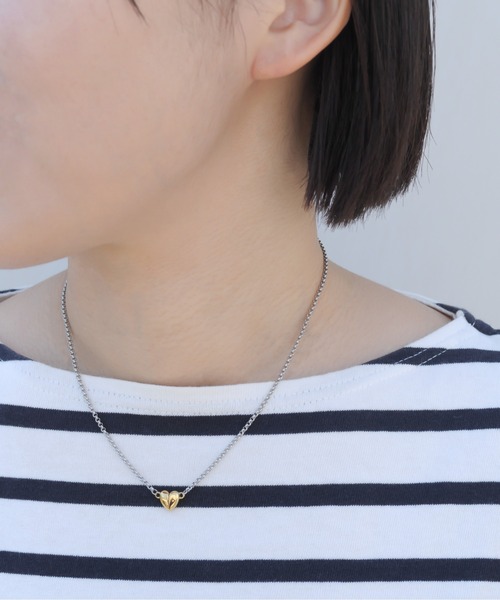 ieLS（イエルズ）の「金属アレルギー対応「ieLS」ステンレス　ミニハートマグネットネックレス　LSN231006（ネックレス・メンズ・シルバー/ゴールド/シルバー×ゴールド・40cm/50cm）」の8枚目の写真