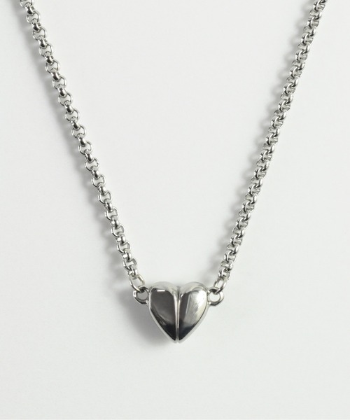 ieLS（イエルズ）の「金属アレルギー対応「ieLS」ステンレス　ミニハートマグネットネックレス　LSN231006（ネックレス・メンズ・シルバー/ゴールド/シルバー×ゴールド・40cm/50cm）」の4枚目の写真