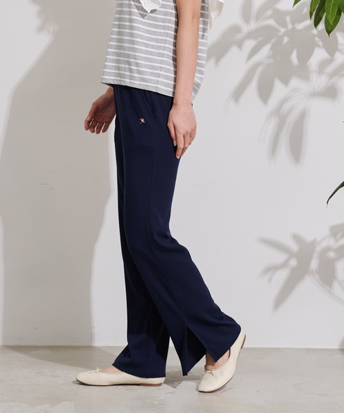 Arnold Palmer（アーノルドパーマー）の「セルフカット テレコリブ セミフレアパンツ（その他パンツ・レディース・ネイビー/ブラック/アイボリー・L/M）」の16枚目の写真