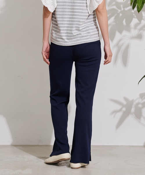 Arnold Palmer（アーノルドパーマー）の「セルフカット テレコリブ セミフレアパンツ（その他パンツ・レディース・ネイビー/ブラック/アイボリー・L/M）」の18枚目の写真