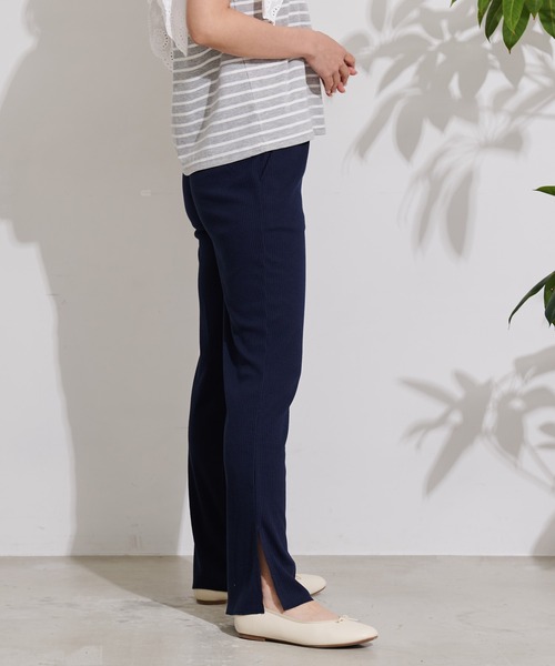 Arnold Palmer（アーノルドパーマー）の「セルフカット テレコリブ セミフレアパンツ（その他パンツ・レディース・ネイビー/ブラック/アイボリー・L/M）」の17枚目の写真