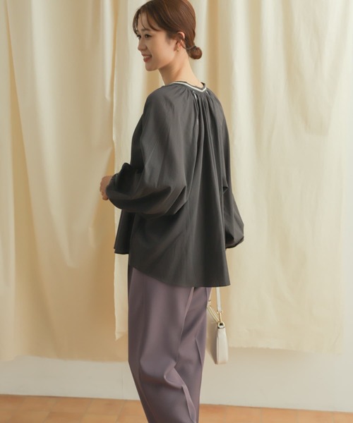 新品未使用タグ付き　リネンハシゴレースブラウス　アーバンリサーチドアーズ URBAN RESEARCH DOORS（アーバンリサーチドアーズ）の「リネン