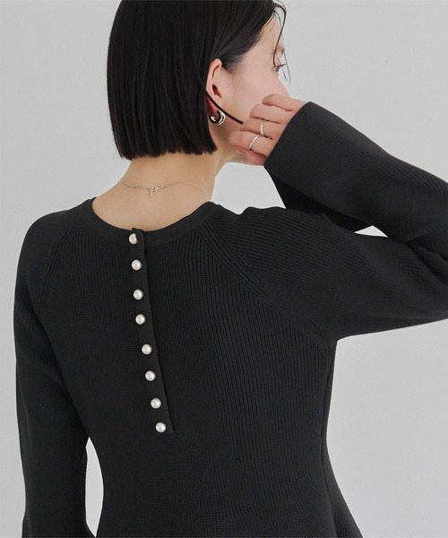 マルティニーク　ネイビー フレアスリーブ ニットワンピース フレアスリーブニットワンピース【洗濯機洗い可】（ミドル