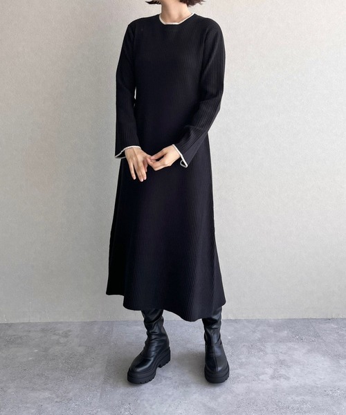 LOWRYS FARM（ローリーズファーム）の「ハイショクフレアニットワンピース　704534（ワンピース・レディース・ブラウン/アイボリー/グリーン/ブラック・FREE）」の2枚目の写真