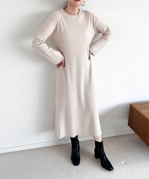 LOWRYS FARM（ローリーズファーム）の「ハイショクフレアニットワンピース　704534（ワンピース・レディース・ブラウン/アイボリー/グリーン/ブラック・FREE）」の7枚目の写真