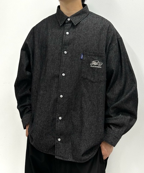 WHO'S WHO gallery（フーズフーギャラリー）の「《ZOZO限定》COOPER FACTレギュラー刺繍ビッグシャツ（シャツ/ブラウス・レディース・ブラック/サックスブルー/ネイビー/ベージュ/ブルー系その他/チャコールグレー・FREE）」の3枚目の写真