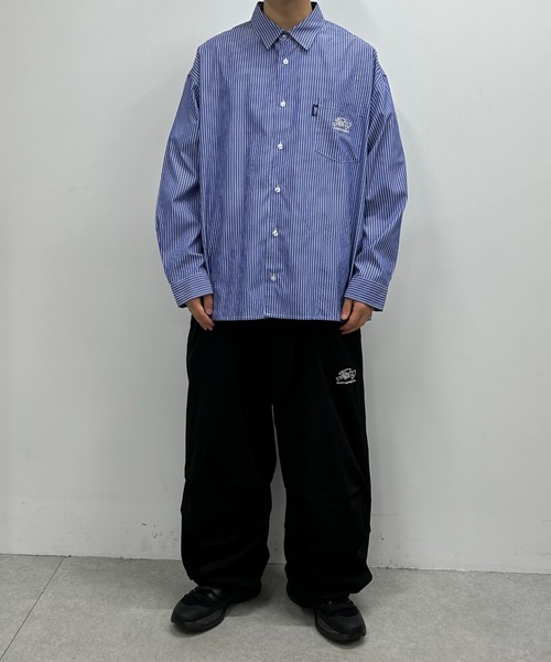 WHO'S WHO gallery（フーズフーギャラリー）の「《ZOZO限定》COOPER FACTレギュラー刺繍ビッグシャツ（シャツ/ブラウス・レディース・ブラック/サックスブルー/ネイビー/ベージュ/ブルー系その他/チャコールグレー・FREE）」の16枚目の写真