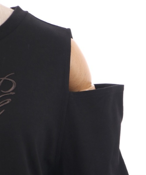 axes femme POETIQUE(アクシーズファムポエティック)の「刺繍オフショルロンT(Tシャツ/カットソー・レディース・サックスブルー/ブラック/ピンク・MEDIUM)」の19枚目の写真