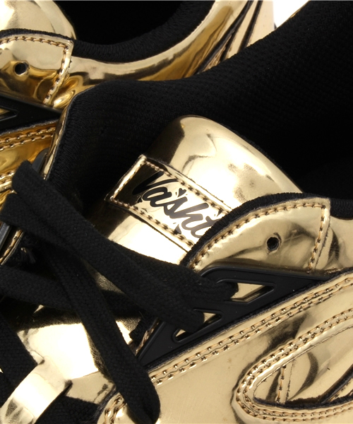 PUMA × VASHTIE(プーマ ヴァシティー)の「R698 X VASHTIE G(スニーカー・メンズ・ゴールド・22.5cm/23.0cm/23.5cm/24.0cm/24.5cm/25.0cm/25.5cm/26.0cm/26.5cm/27.0cm/27.5cm/28.0cm/28.5cm/29.0cm/30.0cm/31cm)」の4枚目の写真
