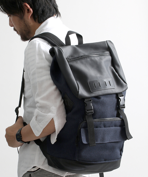 WEGO(ウィゴー)の「WEGO/フェイクレザーコンビバックパック(バックパック/リュック・メンズ・ダークグリーン/ネイビー/ブラック/グレー・FREE)」の4枚目の写真