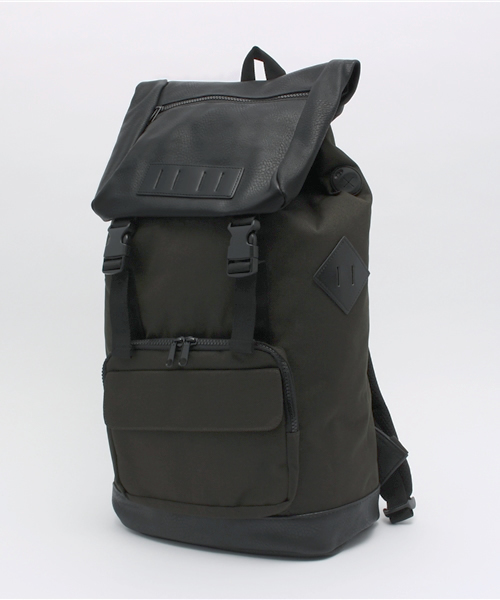 WEGO(ウィゴー)の「WEGO/フェイクレザーコンビバックパック(バックパック/リュック・メンズ・ダークグリーン/ネイビー/ブラック/グレー・FREE)」の6枚目の写真