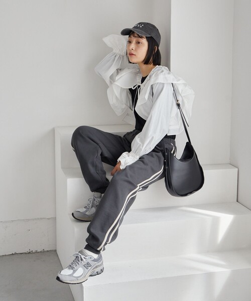 FREAK'S STORE（フリークスストア）の「限定展開　Gerry Cosby × FREAK'S STORE/ジェリーコスビー　Cosby別注 ラインスウェットパンツ（スウェットパンツ・レディース・ブラック/ナチュラル/ネイビー・SMALL/MEDIUM）」の7枚目の写真