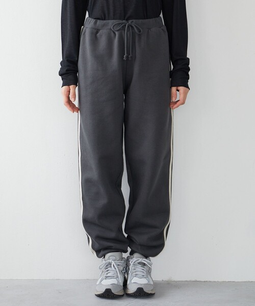 FREAK'S STORE（フリークスストア）の「限定展開　Gerry Cosby × FREAK'S STORE/ジェリーコスビー　Cosby別注 ラインスウェットパンツ（スウェットパンツ・レディース・ブラック/ナチュラル/ネイビー・SMALL/MEDIUM）」の9枚目の写真