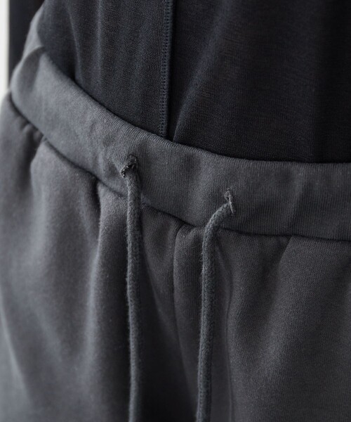 FREAK'S STORE（フリークスストア）の「限定展開　Gerry Cosby × FREAK'S STORE/ジェリーコスビー　Cosby別注 ラインスウェットパンツ（スウェットパンツ・レディース・ブラック/ナチュラル/ネイビー・SMALL/MEDIUM）」の13枚目の写真