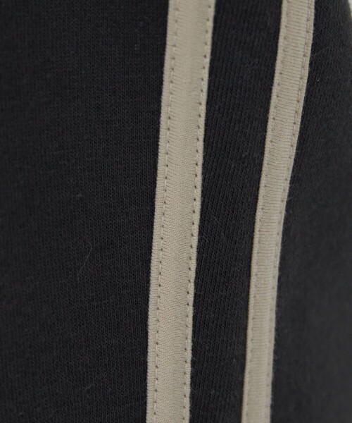 FREAK'S STORE（フリークスストア）の「限定展開　Gerry Cosby × FREAK'S STORE/ジェリーコスビー　Cosby別注 ラインスウェットパンツ（スウェットパンツ・レディース・ブラック/ナチュラル/ネイビー・SMALL/MEDIUM）」の17枚目の写真