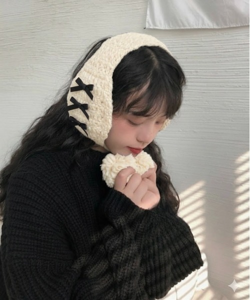 Burner（バーナー）の「【OKUOKU　0909】耳当て 手編みニット もこもこ  ポンポン紐付き  イヤマフ イヤーマフ oku-earmuff-630294515790-11（イヤーマフ・レディース・ブラック/グレー/ベージュ/アイボリー/ワイン/レッド/ホワイト/オフホワイト/モカ/スモークグレー/ホワイト系その他/ブラック系その他/レッド系その他/ブラウン/ブラック系その他2/ホワイト系その他2/ライトブラウン/グレー系その他/イエロー/グリーン/ベージュ系その他/D/C/B/A/E・FREE）」の4枚目の写真