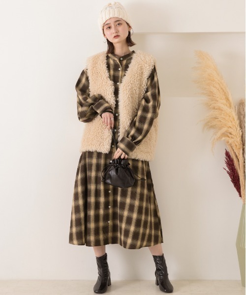 ad thie（アドティエ）の「選べる2柄 ネルチェック フレアシャツワンピース（シャツワンピース・レディース・ダークブラウン/ブラック/ベージュ/ブラウン/ブルー・LARGE/MEDIUM）」の9枚目の写真
