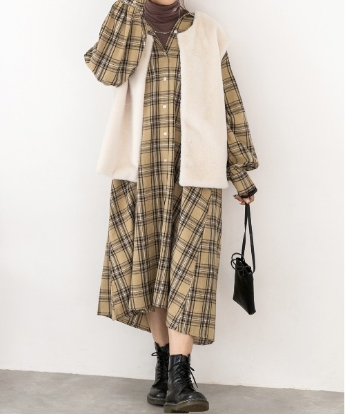 ad thie（アドティエ）の「選べる2柄 ネルチェック フレアシャツワンピース（シャツワンピース・レディース・ダークブラウン/ブラック/ベージュ/ブラウン/ブルー・LARGE/MEDIUM）」の17枚目の写真