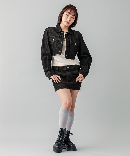 X-girl（エックスガール）の「EMBLEM OVAL LOGO L/S BABY TEE（Tシャツ/カットソー・レディース・ベージュ/ホワイト/ブラック・S/M）」の12枚目の写真