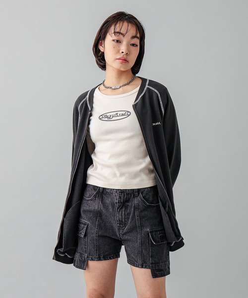 X-girl（エックスガール）の「EMBLEM OVAL LOGO L/S BABY TEE（Tシャツ/カットソー・レディース・ベージュ/ホワイト/ブラック・S/M）」の16枚目の写真