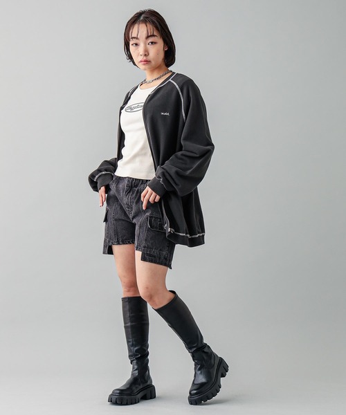 X-girl（エックスガール）の「EMBLEM OVAL LOGO L/S BABY TEE（Tシャツ/カットソー・レディース・ベージュ/ホワイト/ブラック・S/M）」の18枚目の写真