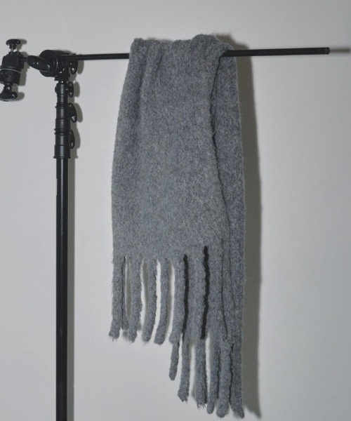 TODAYFUL(トゥデイフル)の「TODAYFUL Brashed Volume Stole 12321016(ストール/ショール・レディース・ブラウン/グレー・FREE)」の5枚目の写真