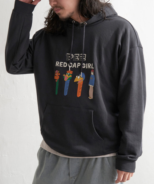 Red Cap Girl(レッドキャプガール)の「PEZ×Red Cap Girl コラボパーカー(パーカー・メンズ・ダークグレー/オフホワイト/ネイビー/ライトグレー・M/L)」の5枚目の写真