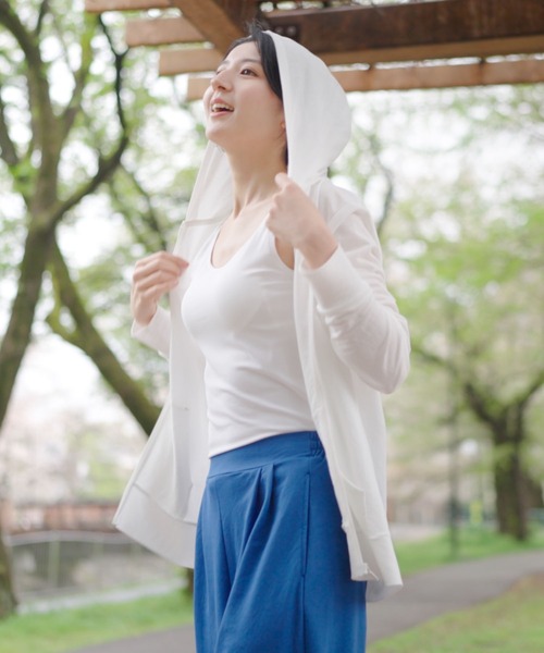 NAVY(ネイビー)の「UVカットパーカー 制菌加工 春夏のUV対策 NAVY(パーカー・レディース・ブルー系その他/ホワイト/杢グレー/ブラック/ピンク系その他/ブラウン系・M/L/XL/S)」の19枚目の写真
