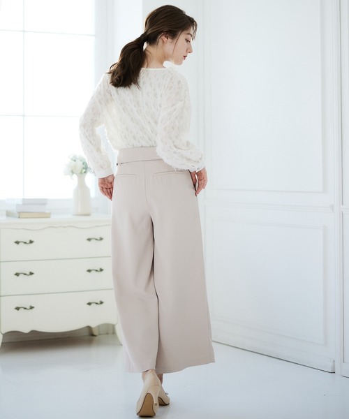 12Twelve Agenda（トゥエルブ　アジェンダ）の「フェザーカットジャガードドレープネックブラウス（シャツ/ブラウス・レディース・ブラック/オフホワイト・M）」の6枚目の写真